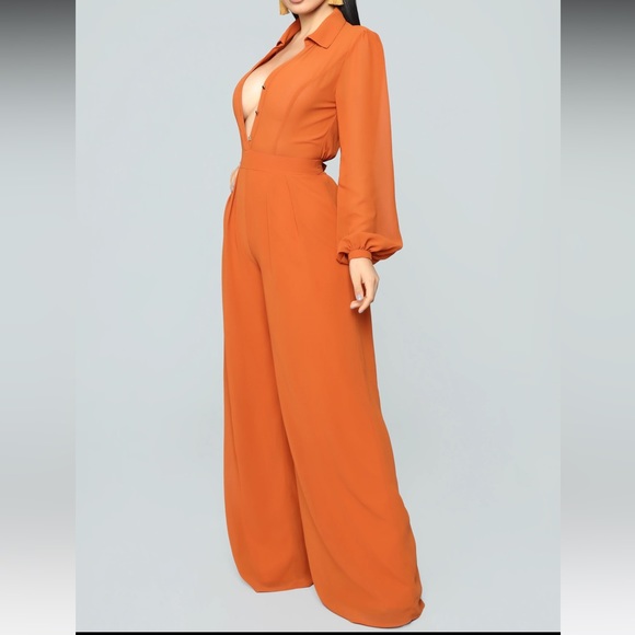 Like me Better Jumpsuit - Picture 2 of 6